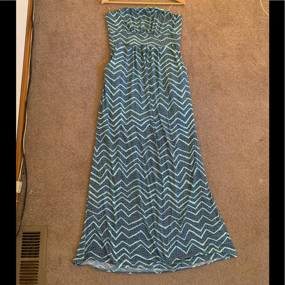 NWOT strapless maxi dress